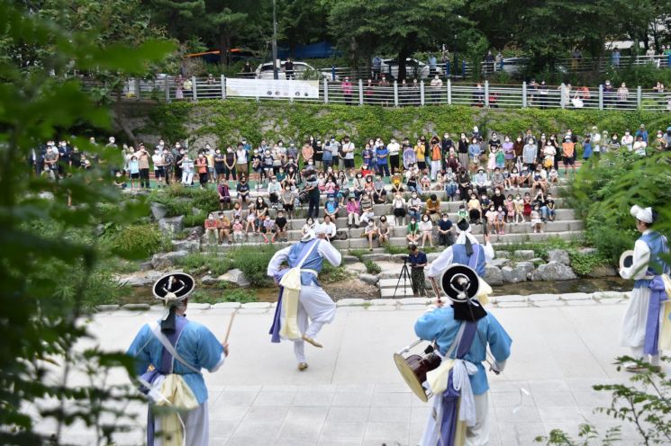 아시아경제1.jpg