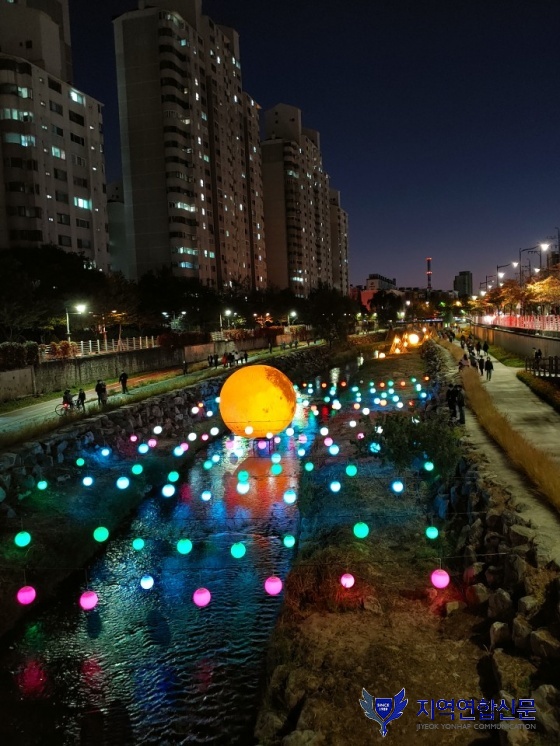 1603772277-85.jpg