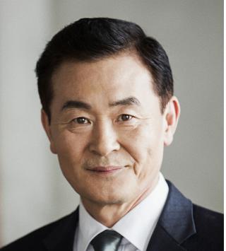 프로필_김승국이사장(1).jpg