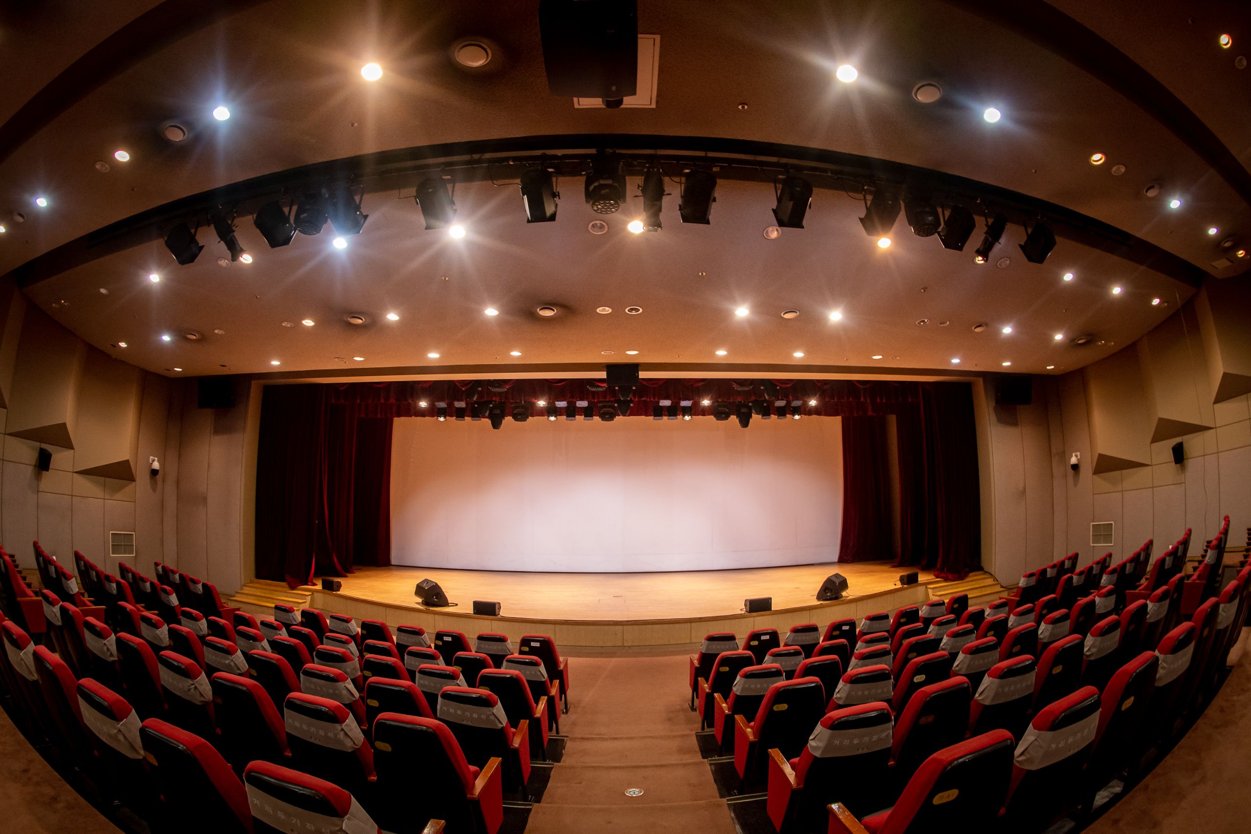 2-1. 시설사진_노원문화예술회관 소공연장.jpg