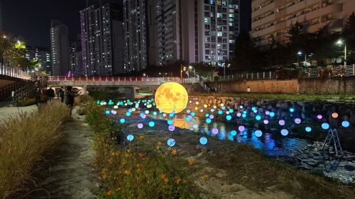 2. 코로나19에도 안전한 관람형축제 2020 달빛산책 개최.jpg