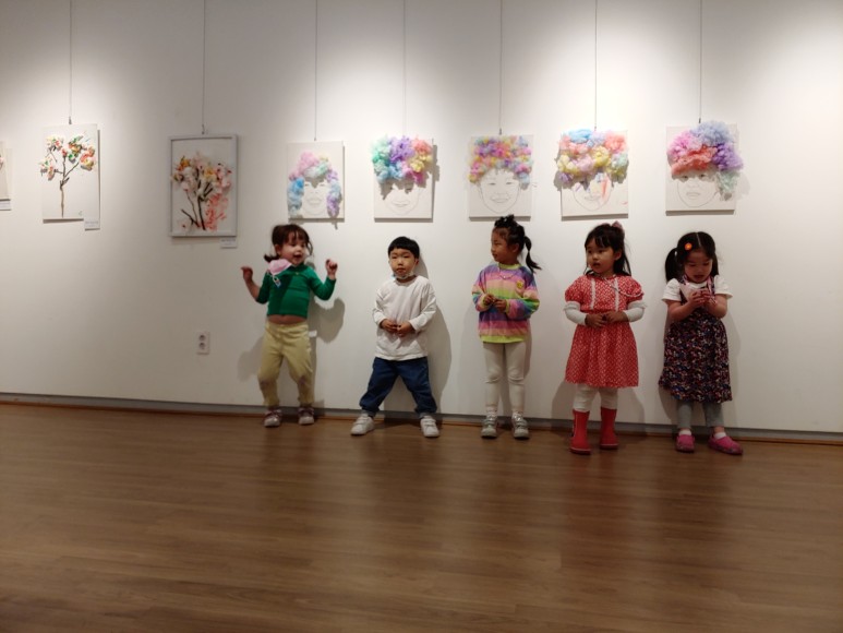 붙임 3. 아이들의 꿈이 담긴 리틀아티스트전.jpg